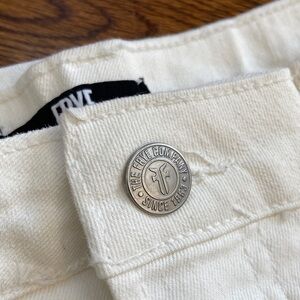 Frye Women’s Ivory Cuffed High Rise Jeans Size 29 NWT